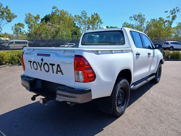 2021 Toyota Hilux SR