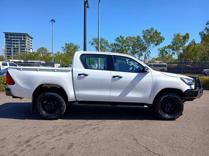 2021 Toyota Hilux SR