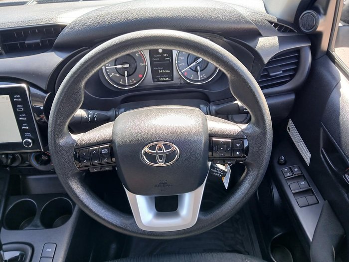 2021 Toyota Hilux SR