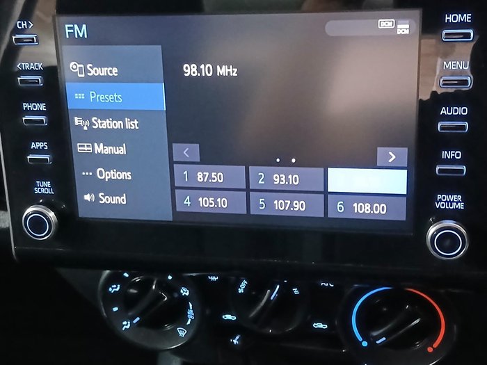 2021 Toyota Hilux SR