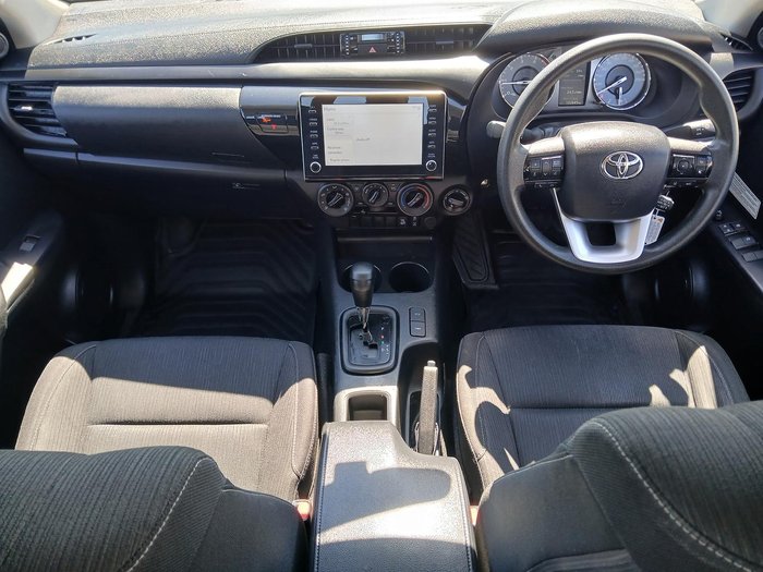 2021 Toyota Hilux SR