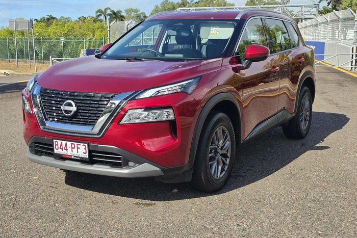 2025 Nissan X-TRAIL ST