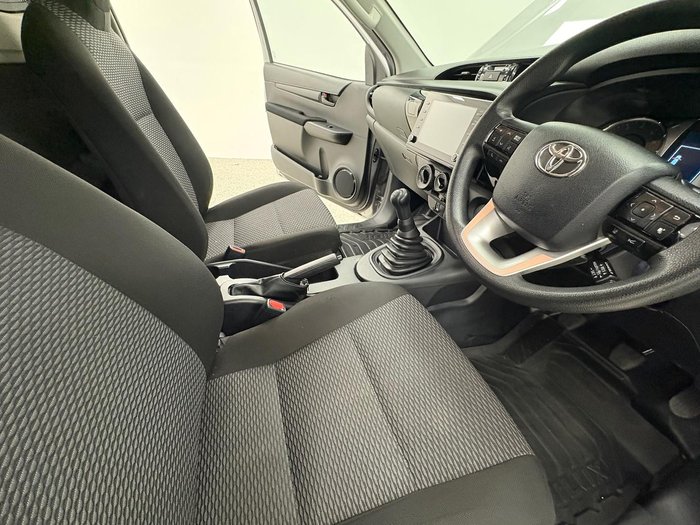 2022 Toyota Hilux Workmate TGN121R 4x2 Silver Sky