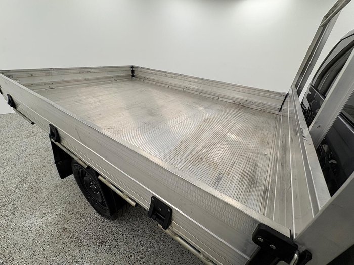 2022 Toyota Hilux Workmate TGN121R 4x2 Silver Sky