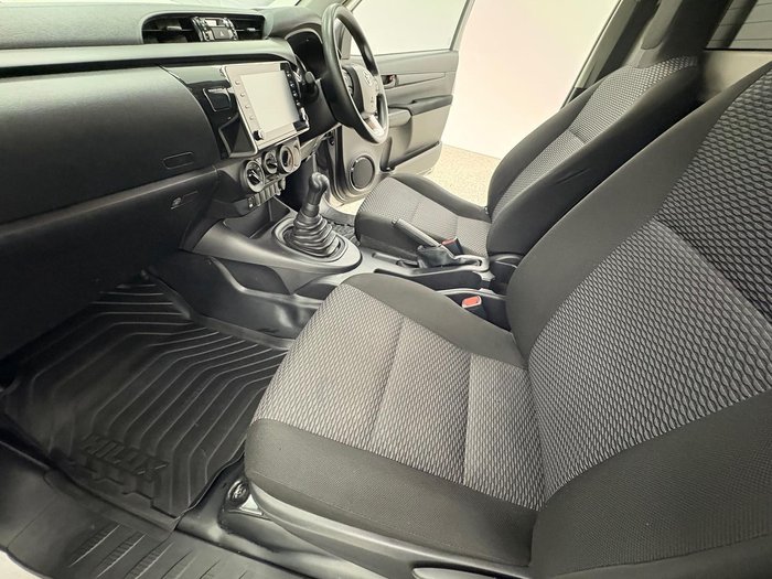 2022 Toyota Hilux Workmate TGN121R 4x2 Silver Sky