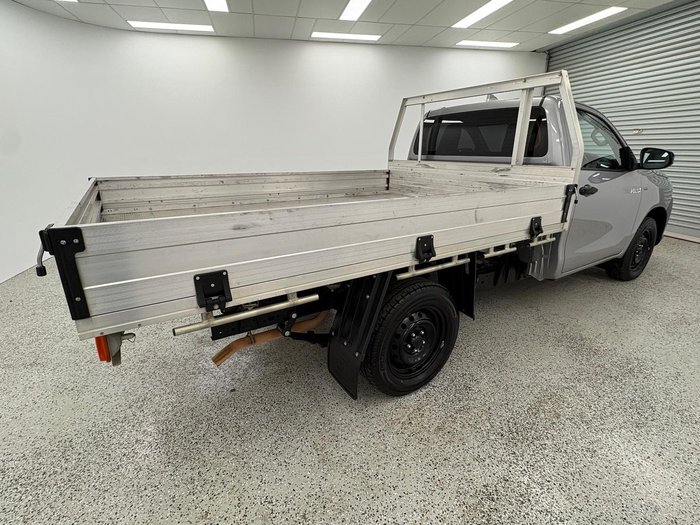 2022 Toyota Hilux Workmate TGN121R 4x2 Silver Sky