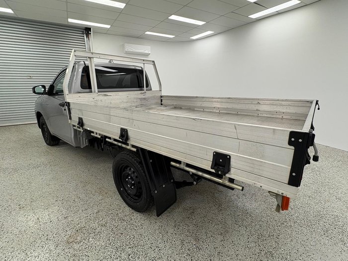 2022 Toyota Hilux Workmate TGN121R 4x2 Silver Sky