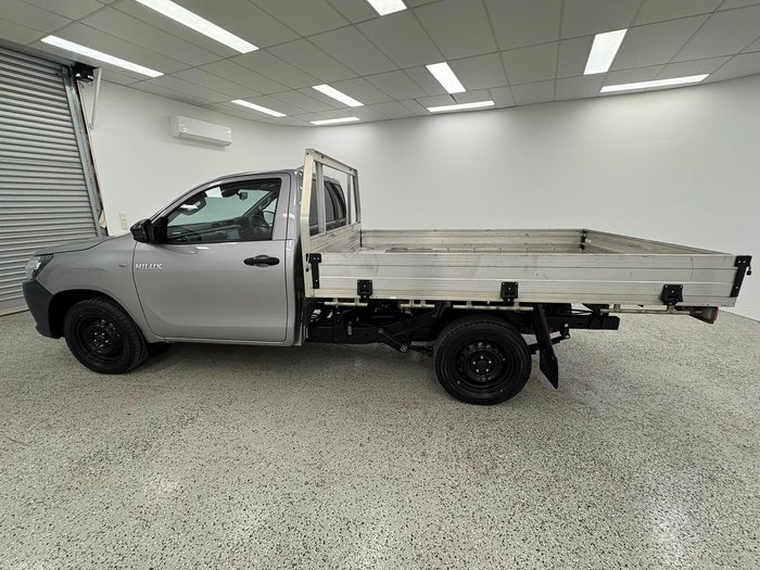 2022 Toyota Hilux Workmate TGN121R 4x2 Silver Sky