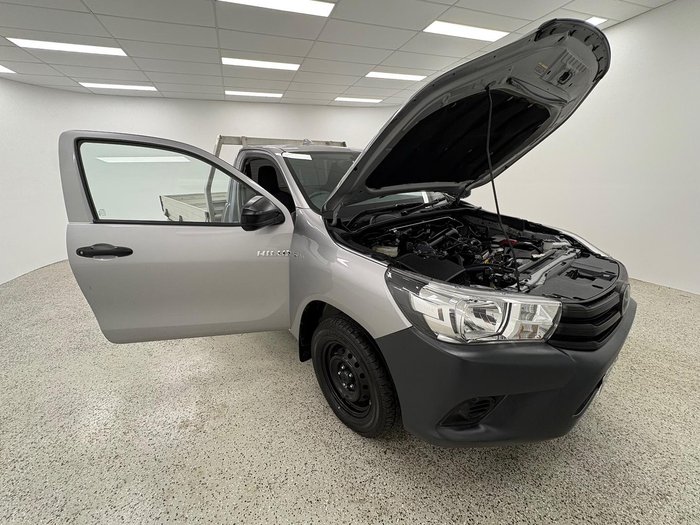 2022 Toyota Hilux Workmate TGN121R 4x2 Silver Sky