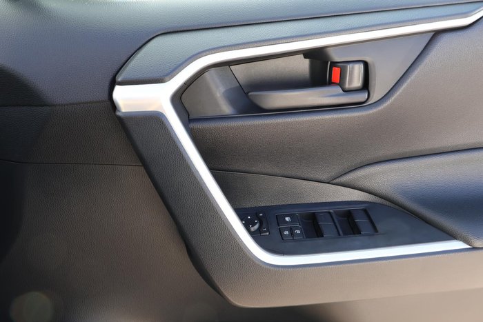2022 Toyota RAV4 GX