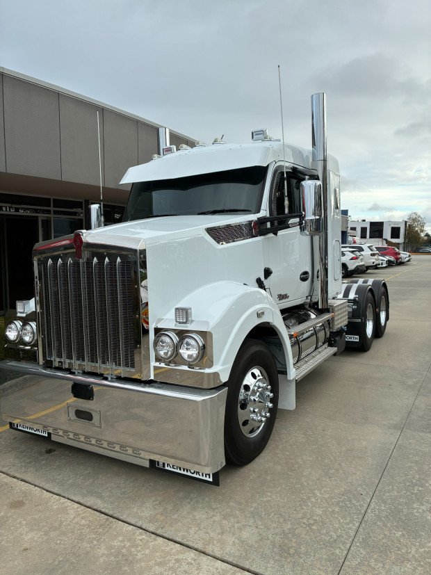 2025 Kenworth T410 T410SAR