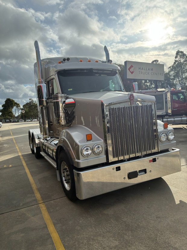 Kenworth T610SAR T610SAR