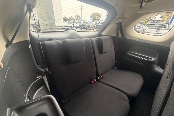 2018 Mitsubishi Outlander ES