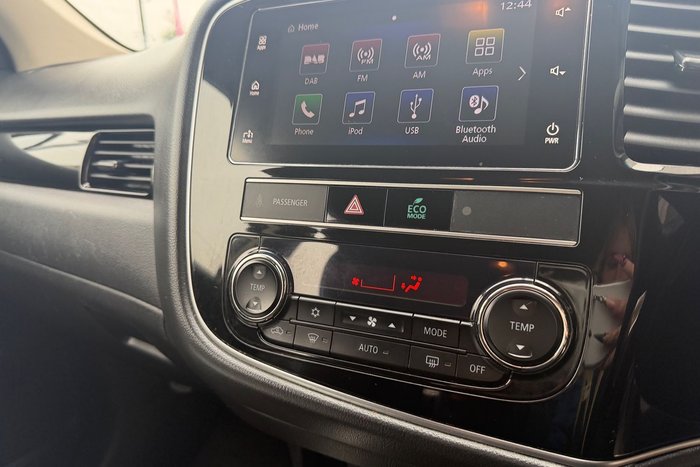 2018 Mitsubishi Outlander ES