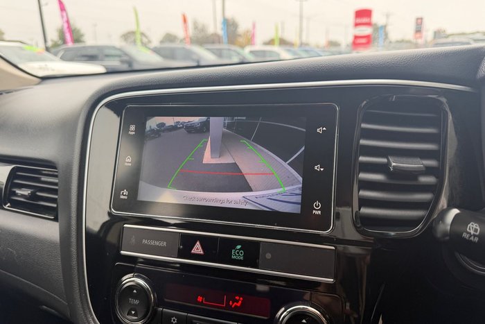 2018 Mitsubishi Outlander ES