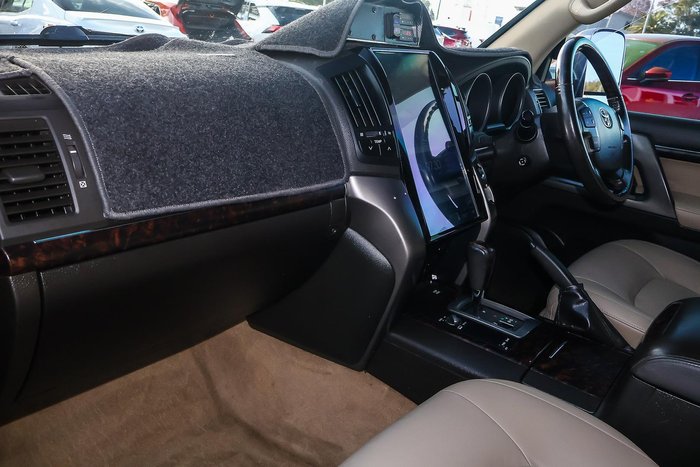 2010 Toyota Landcruiser Sahara
