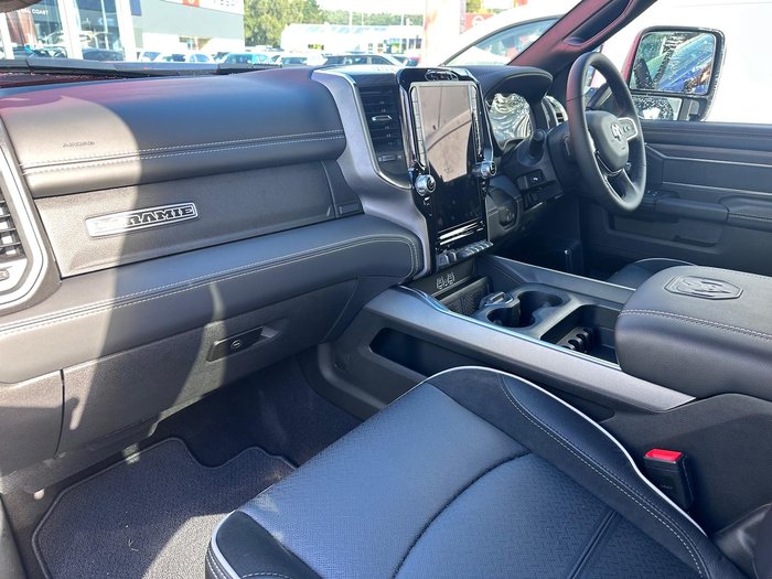 2025 RAM 2500 Laramie Rambox