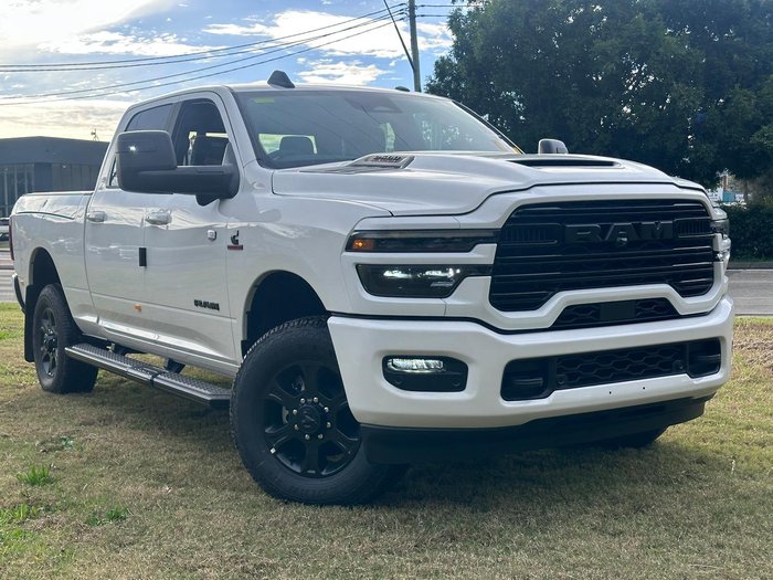 2025 RAM 2500 Laramie Rambox