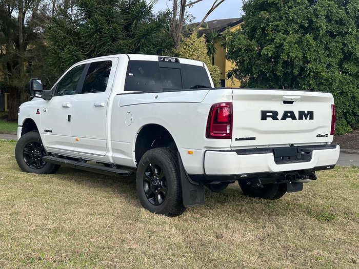 2025 RAM 2500 Laramie Rambox