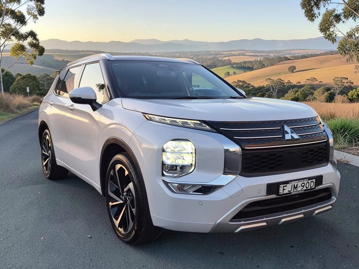 2024 Mitsubishi Outlander