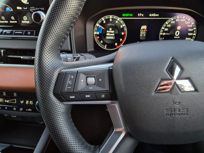 2024 Mitsubishi Outlander Exceed Tourer