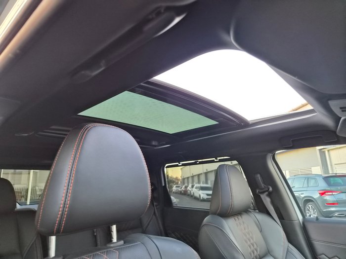 2024 Mitsubishi Outlander Exceed Tourer