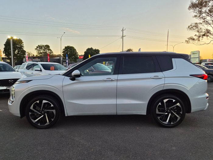 2024 Mitsubishi Outlander Exceed Tourer