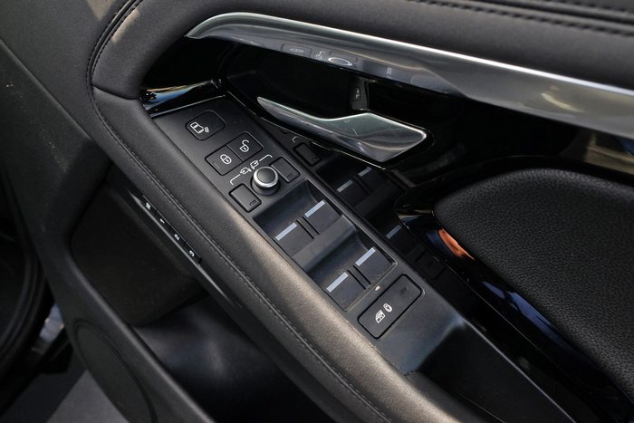 2019 Land Rover Range Rover Evoque D240 R-Dynamic SE