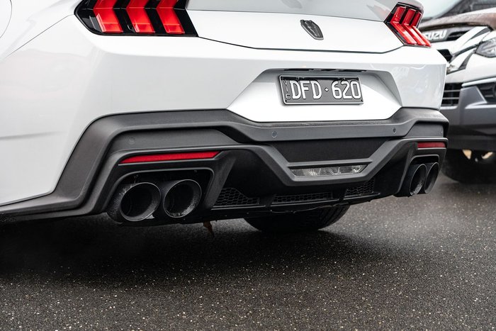 2024 Ford Mustang Dark Horse