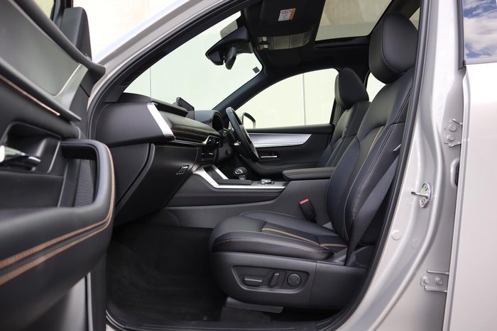 2025 Mazda CX-60 P50e Azami