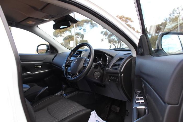 2024 Mitsubishi ASX LS
