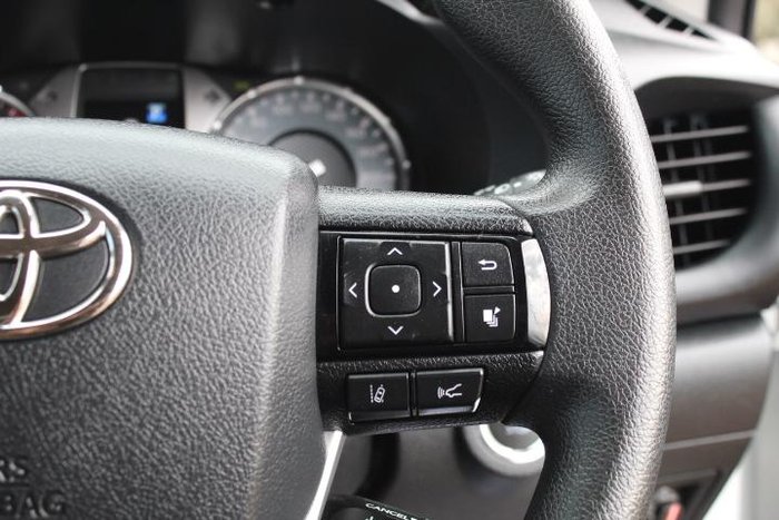 2024 Toyota Hilux SR 48V