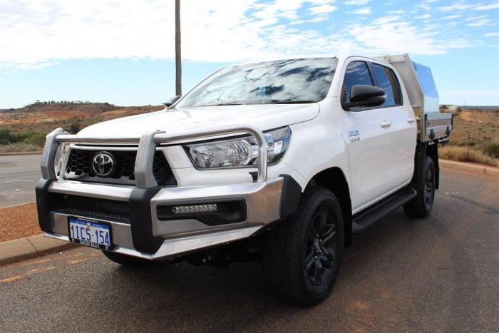 2024 Toyota Hilux SR 48V