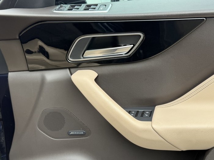 2016 Jaguar F-PACE 30d Prestige
