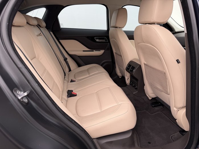 2016 Jaguar F-PACE 30d Prestige