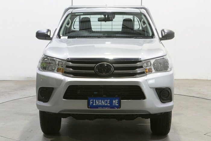 2024 Toyota Hilux SR