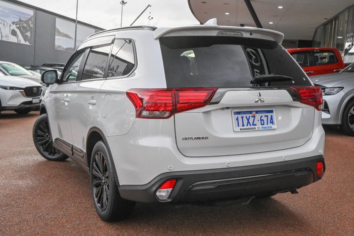 2020 Mitsubishi Outlander Black Edition