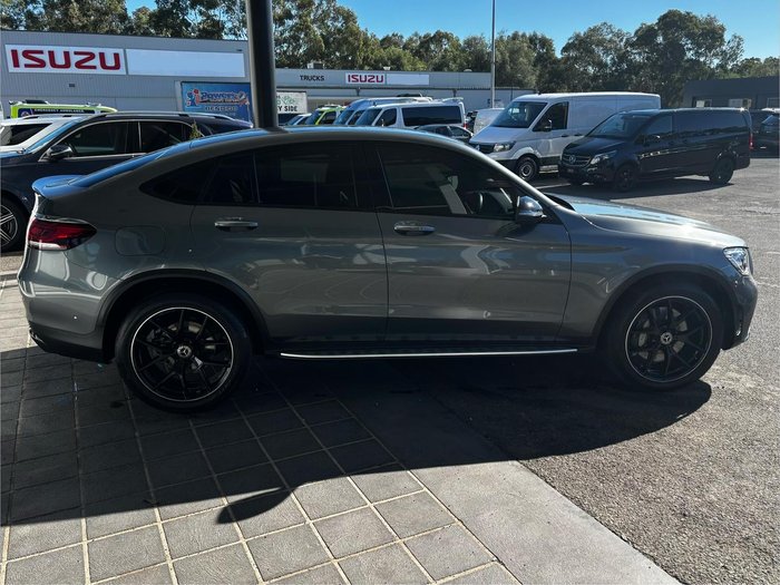 2022 Mercedes-Benz GLC-Class GLC300