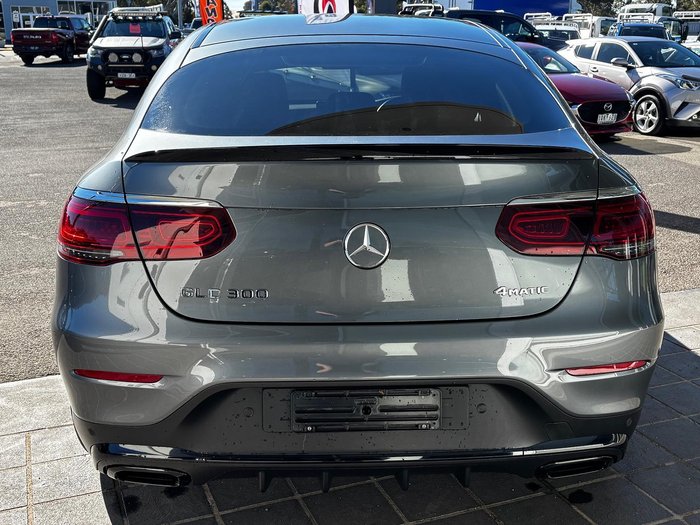 2022 Mercedes-Benz GLC-Class GLC300