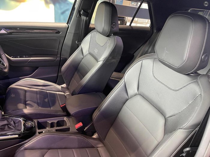 2025 Volkswagen T-Roc 140TSI R-Line