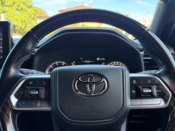 2022 Toyota Landcruiser VX