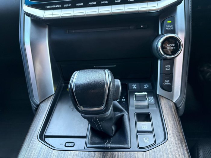 2022 Toyota Landcruiser VX