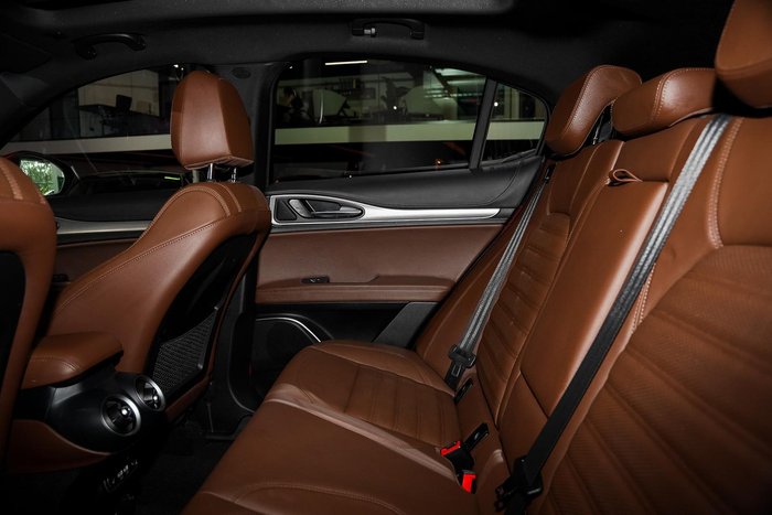 2021 Alfa Romeo Stelvio Veloce