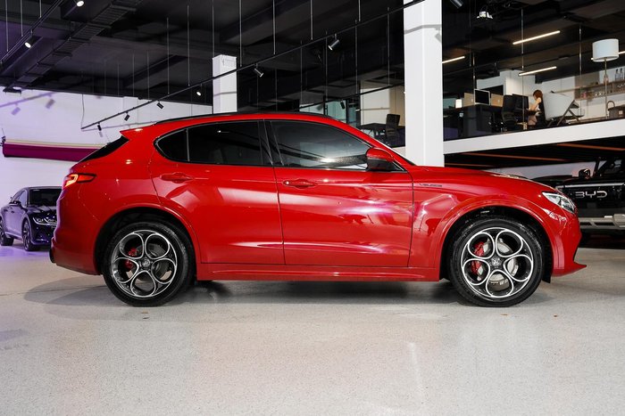 2021 Alfa Romeo Stelvio Veloce