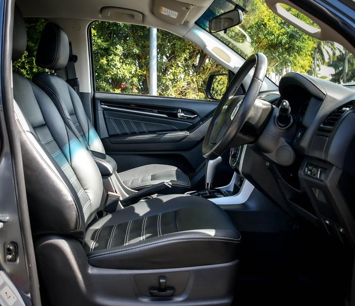 2019 Isuzu MU-X LS-T