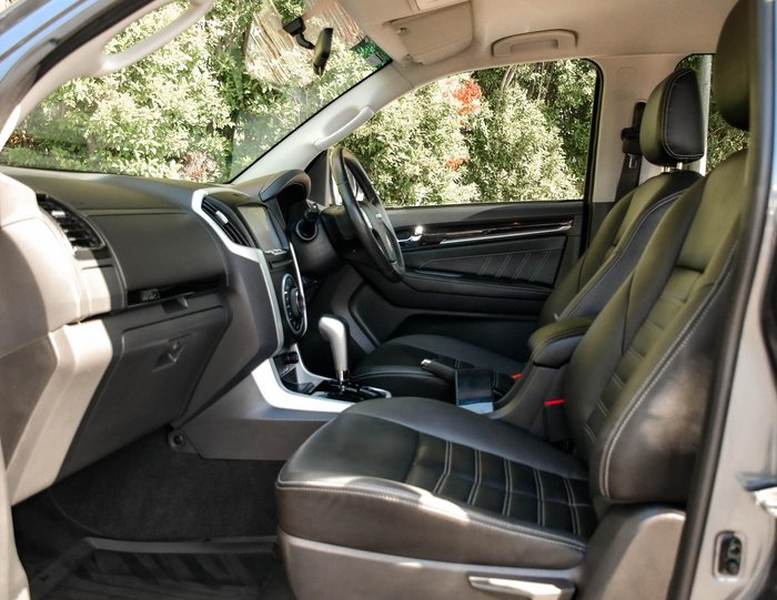 2019 Isuzu MU-X LS-T