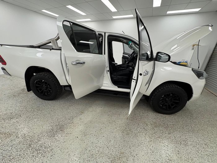 2020 Toyota Hilux SR5 GUN126R 4X4 Dual Range White