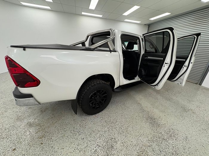 2020 Toyota Hilux SR5 GUN126R 4X4 Dual Range White