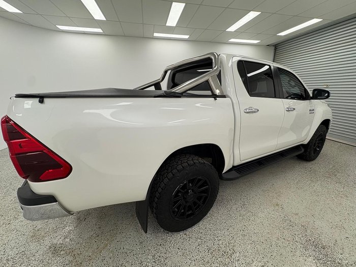 2020 Toyota Hilux SR5 GUN126R 4X4 Dual Range White