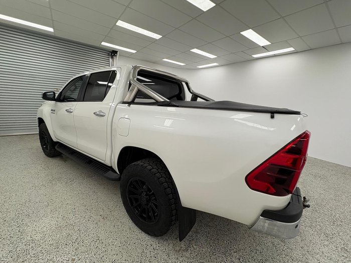 2020 Toyota Hilux SR5 GUN126R 4X4 Dual Range White